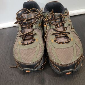 New Balance Black and Brown Trail Shoes
